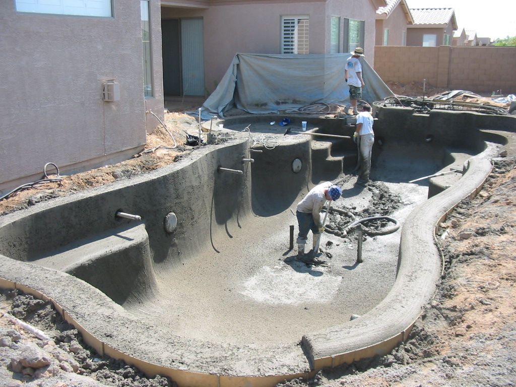 Напыление бетона для строительства сложных форм