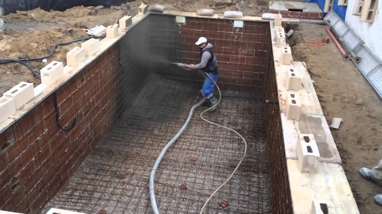 Строительство бассейнов технологией торкретирования бетона